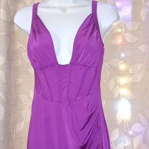 ~Queen Mania Medium Plum Low Cut Side Slit Zipper Back Dress